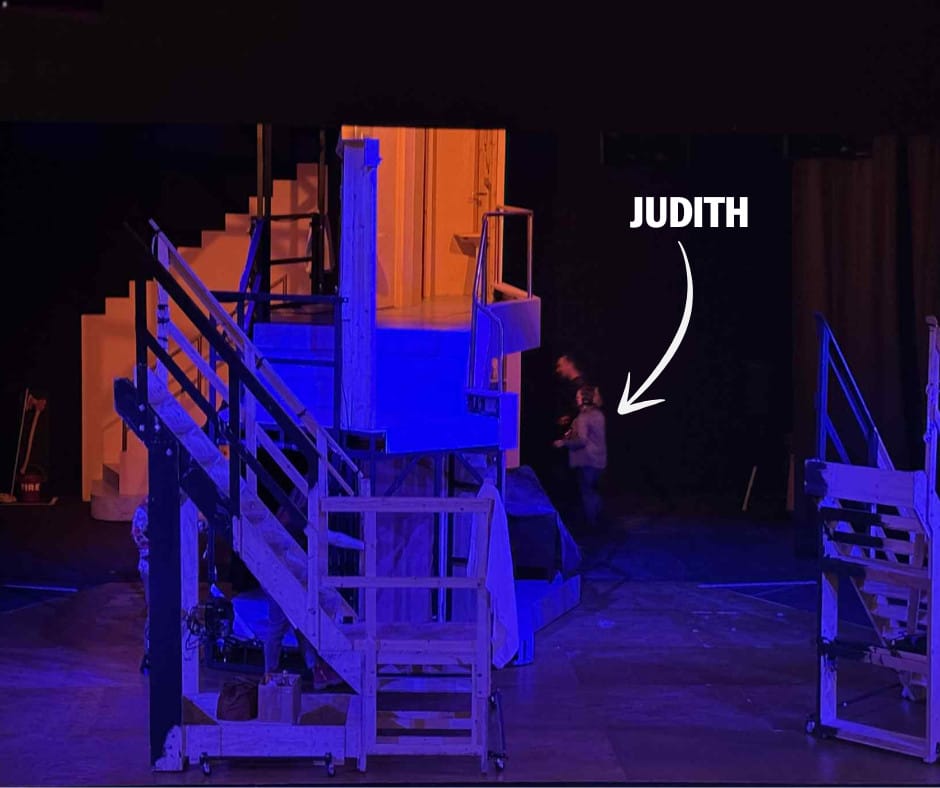 The stage crew fully deserve their bow…